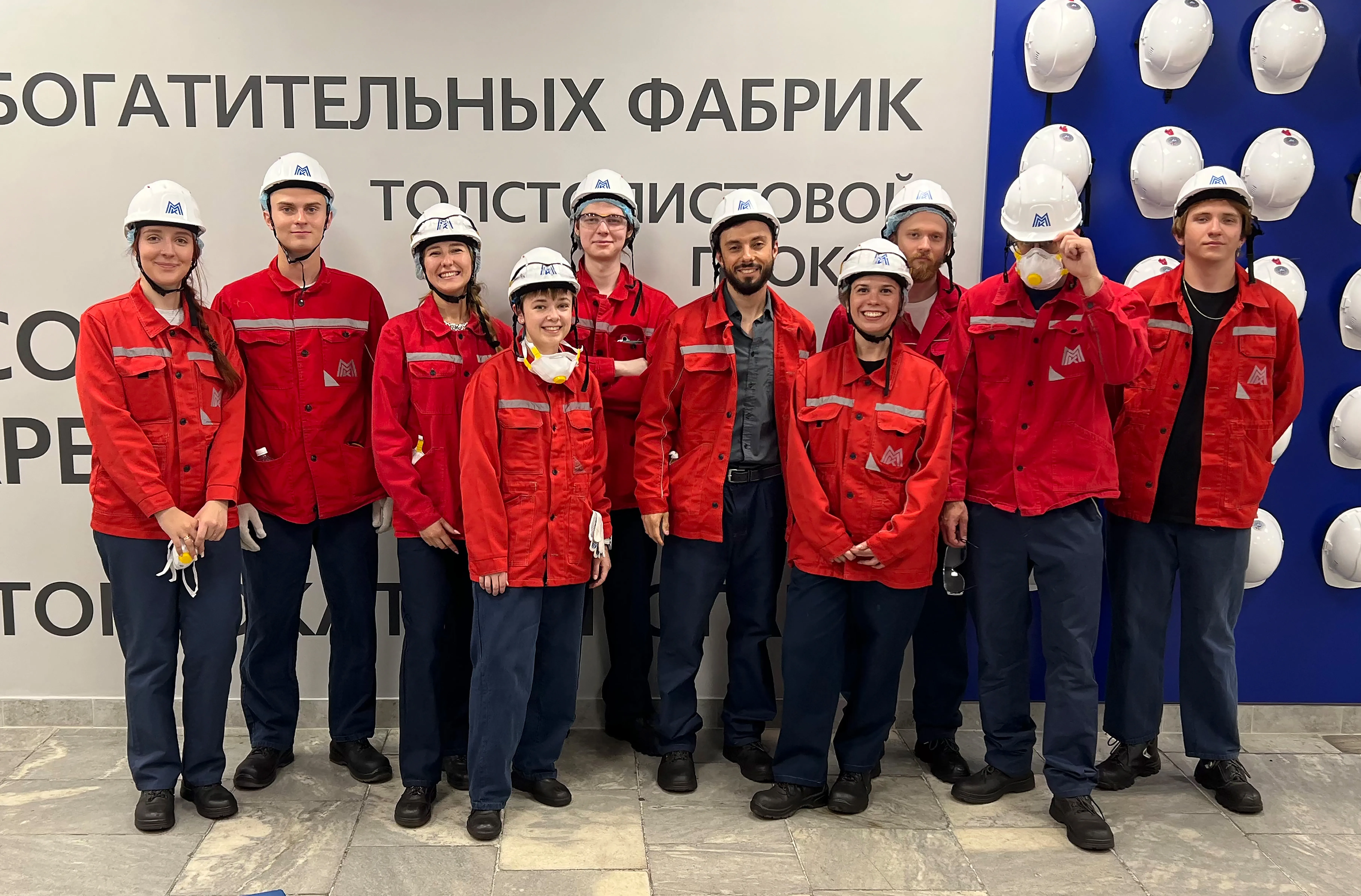 Внутри стального сердца: команда Uralmedias посетила экскурсию «Первые в Магнитке»